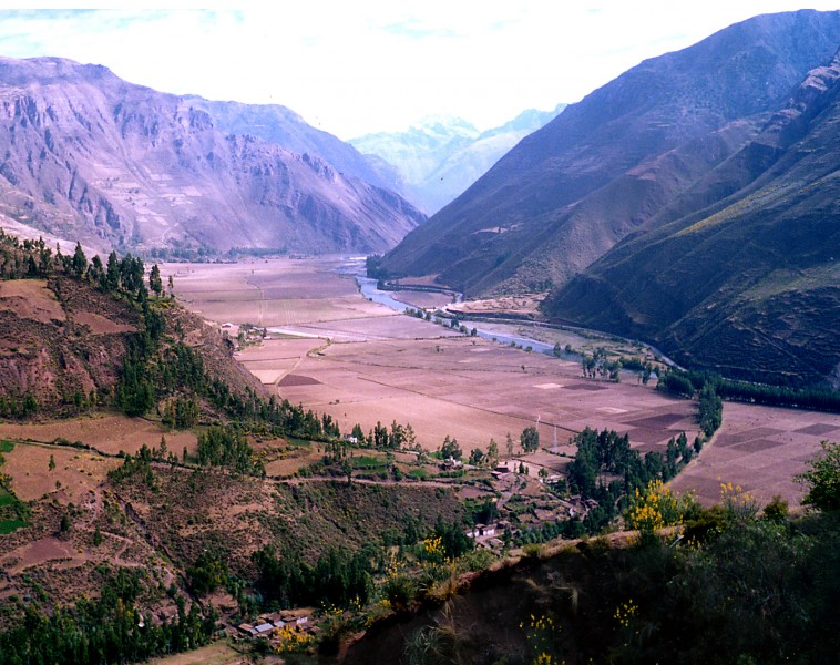 Urubamba_valley1 - Hidden Inca Tours