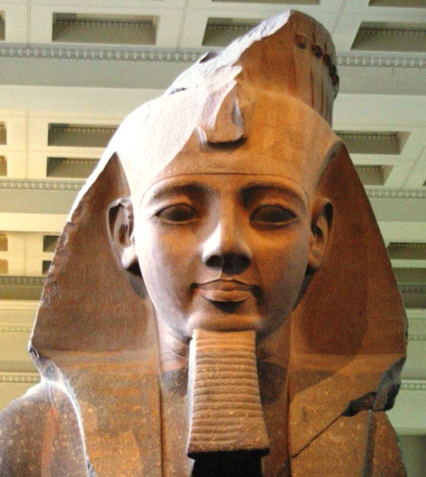 Egypt-statue