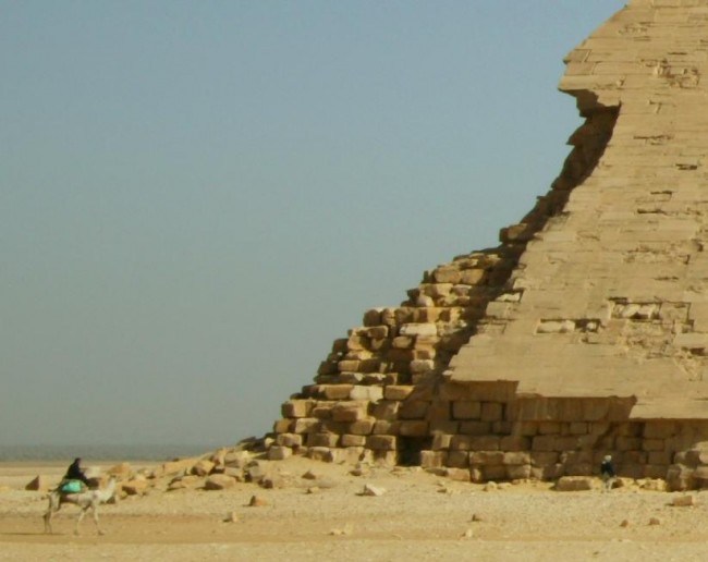 Why Is The Bent Pyramid At Dashur In Egypt...Bent? - Hidden Inca Tours