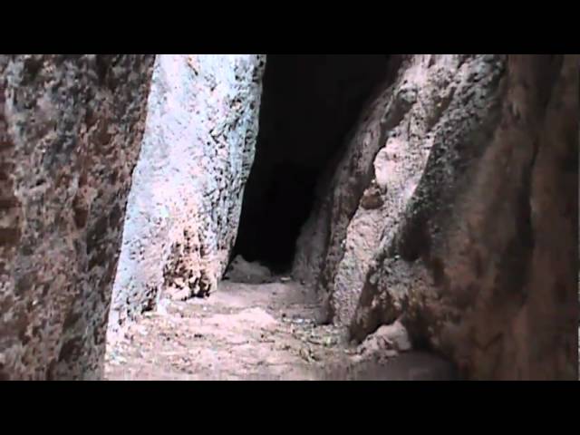 Amazing Tunnel Through Solid Rock Above Cuzco Peru - Hidden Inca Tours