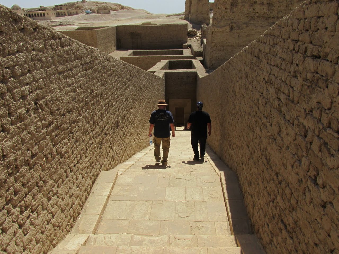 Egypt Tunnels And Chambers In The Valley Of The Queens Hidden Inca Tours