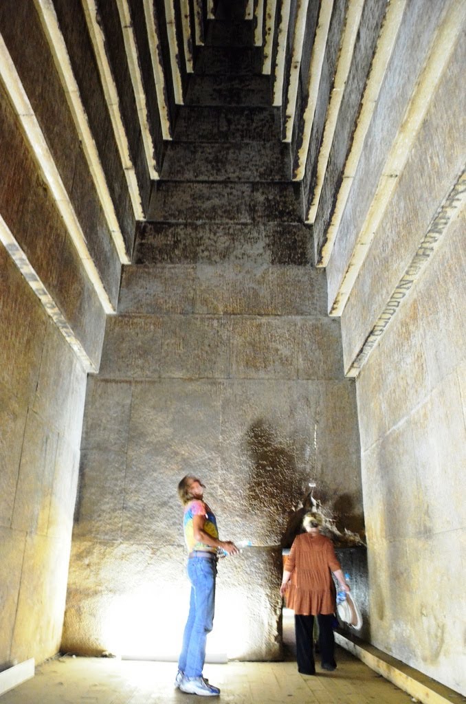 Giant Acoustic Chambers Inside The Red Pyramid In Egypt - Hidden Inca Tours