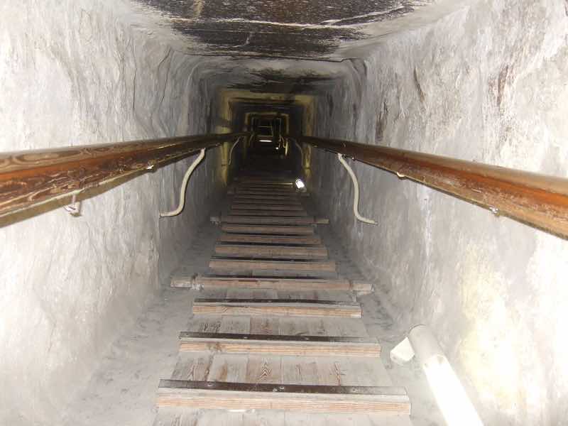 Great Pyramid: Inside The Giant Acoustic Device 